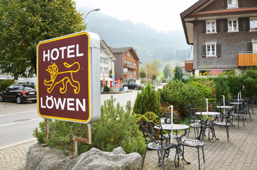 Hotel Loewen Lungern Exterior photo